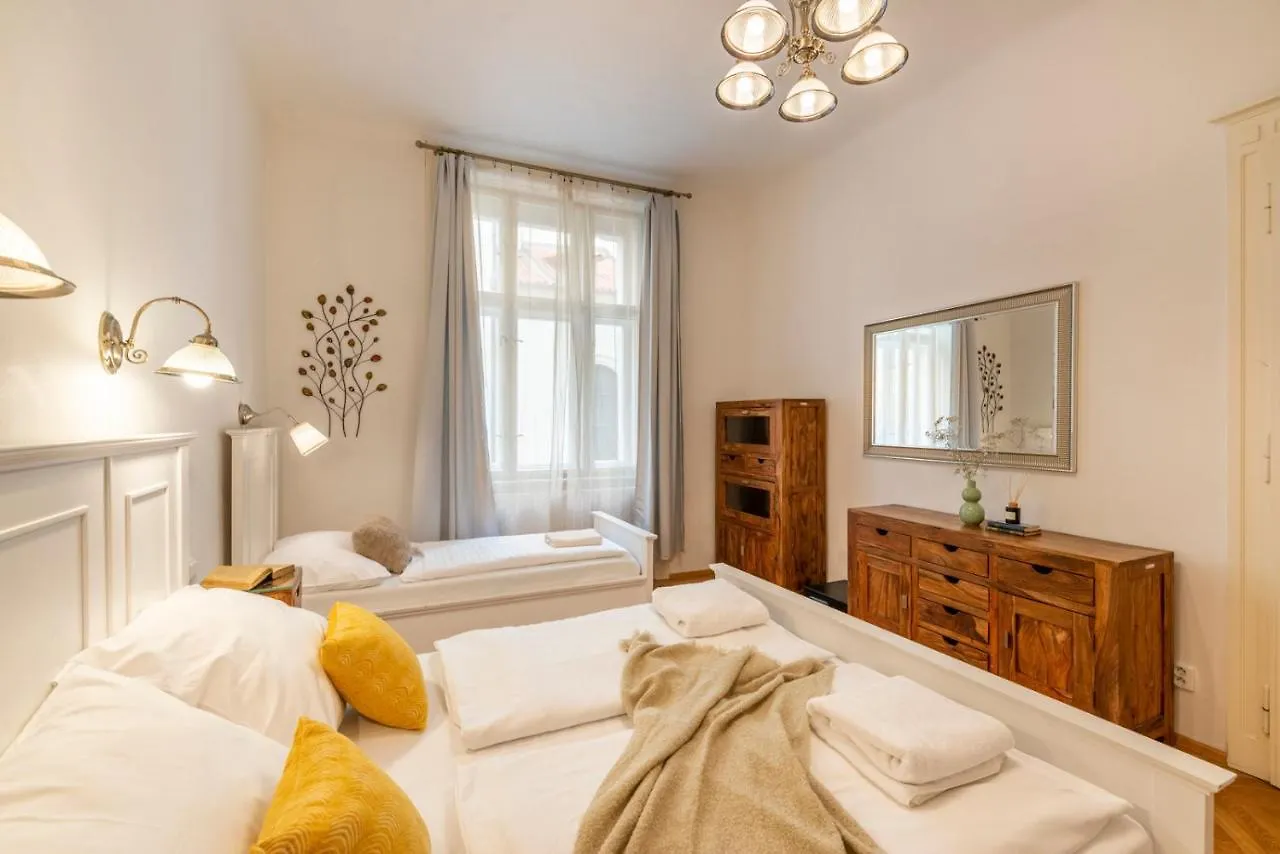 Aparthotel Templová 7 - Old Town Apartments Praga