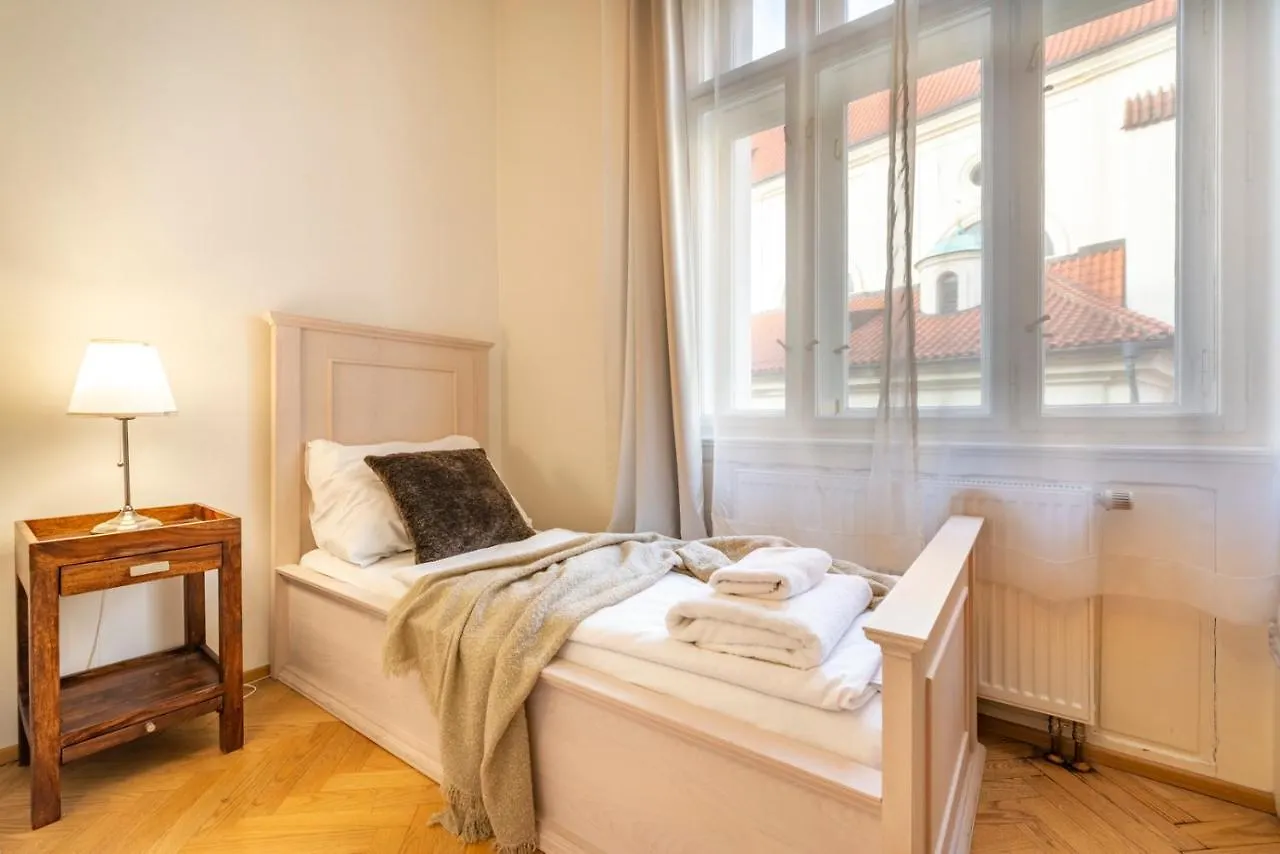Templova - Old Town Apartments Prag