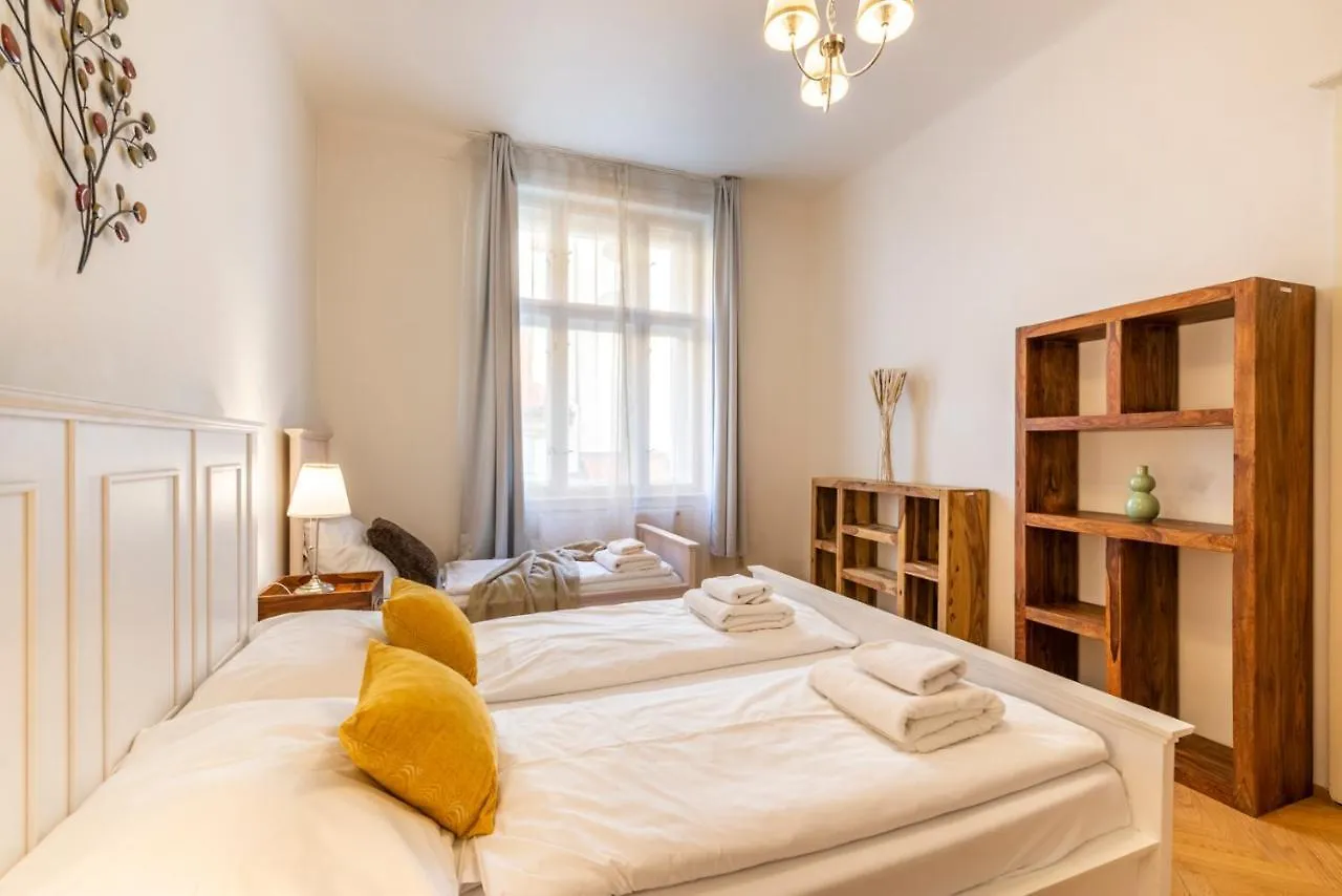 Hotel apartamentowy Templova - Old Town Apartments Praga Czechy