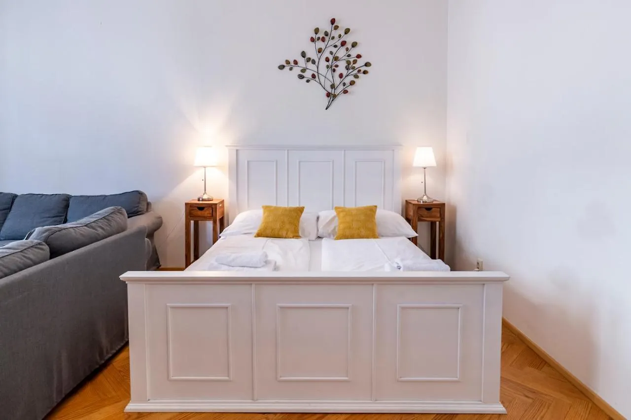 Templova - Old Town Apartments Praga Hotel apartamentowy